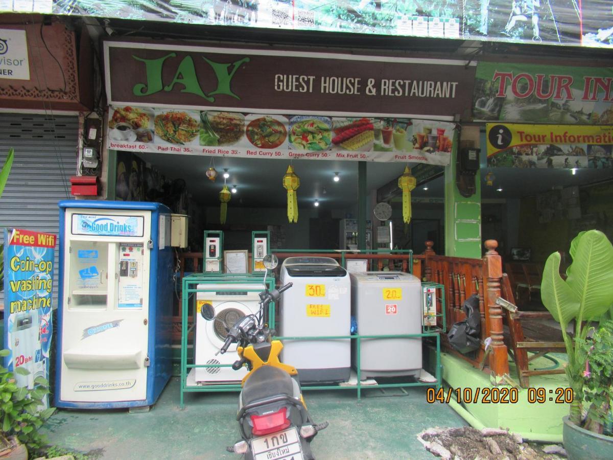 Jay Guesthouse And Restaurant (Adults Only) شيانغ ماي المظهر الخارجي الصورة